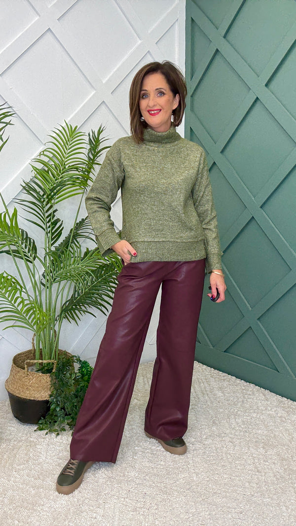 Vera Polo Neck
