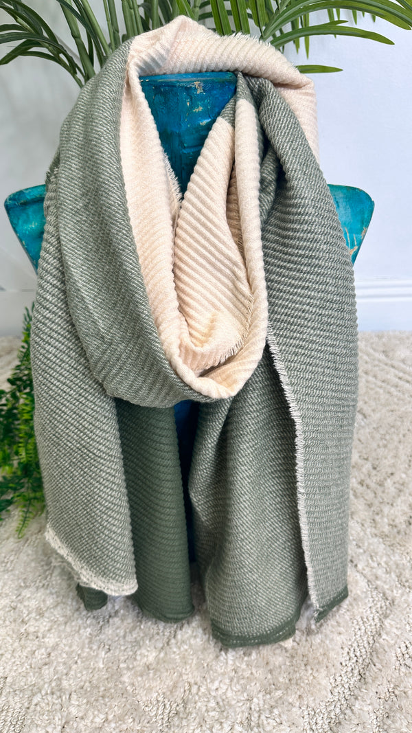 Gina Scarf
