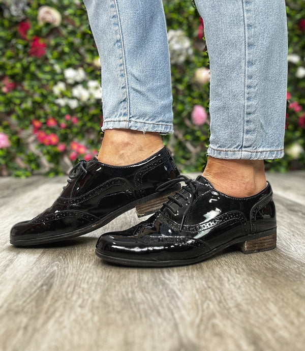 Clarks Pat Black Patent Hamble Oak