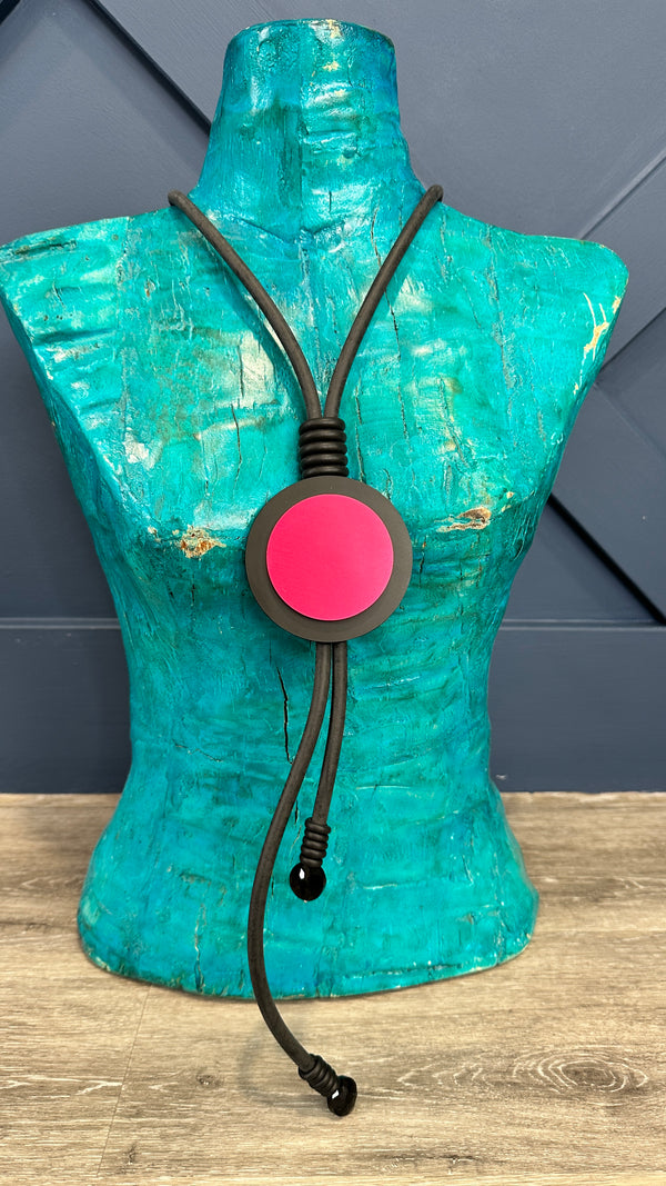 Betty Rubber Neckpiece