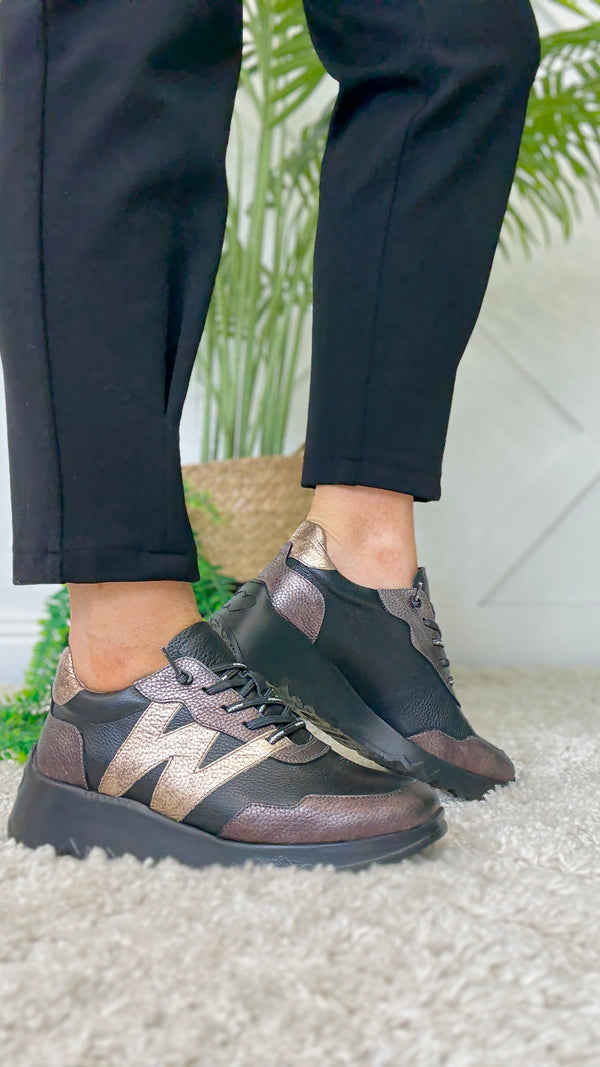 Wonders Nyla Trainer