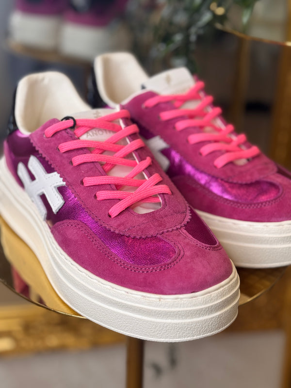 Another Trend Platform Rosanna Trainer